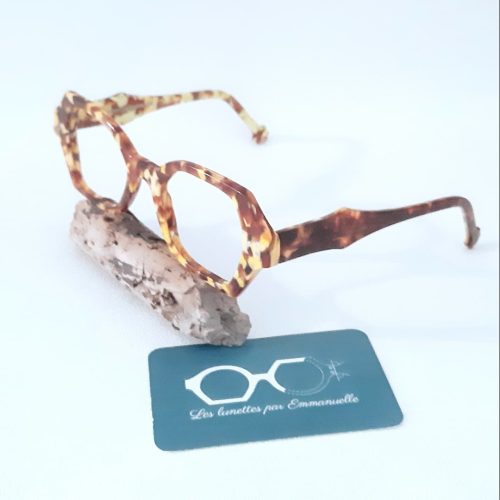 2024-12 - Les-lunettes-par-Emmanuelle-lunettes-uniques-Yamina (1)